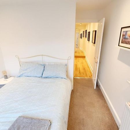 Lovely 2 Bedroom Period Garden Flat. Londen Buitenkant foto