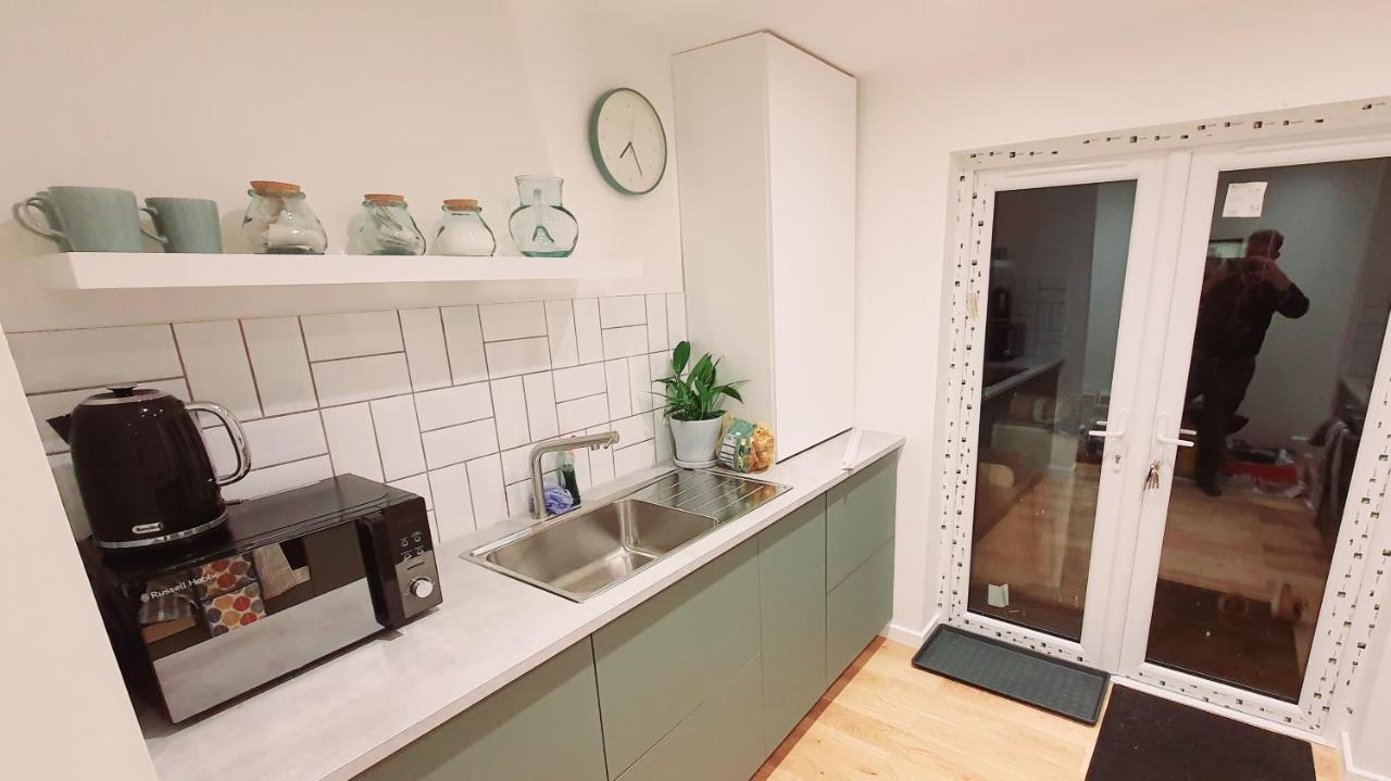 Lovely 2 Bedroom Period Garden Flat. Londen Buitenkant foto